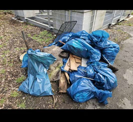 Zum Glück gibt es nicht so viele naturgrüne Plastiksäcke!